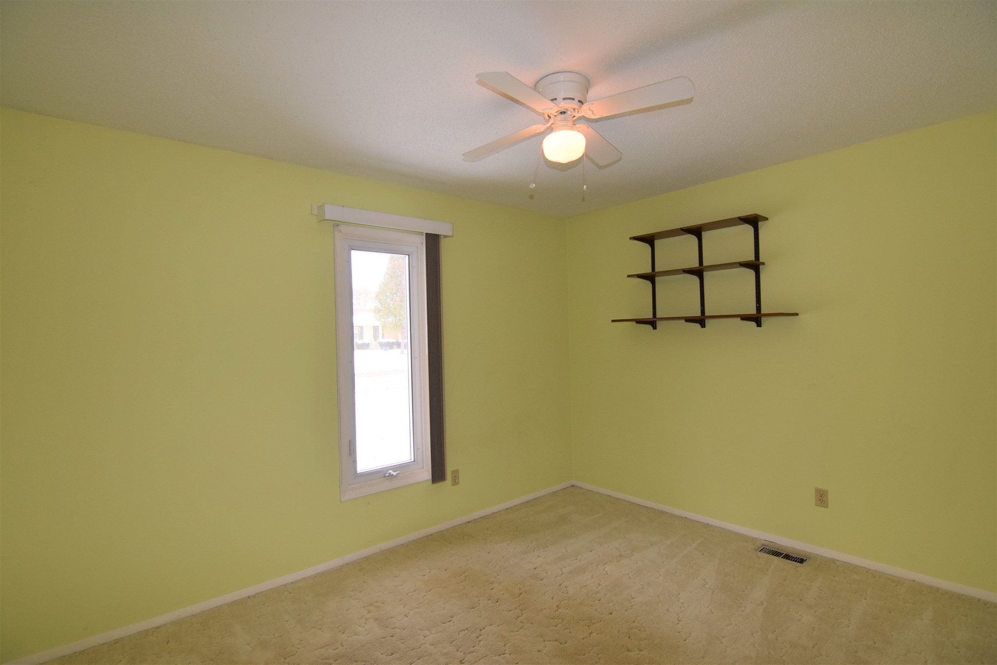 2209 West Bryden Road Muncie, IN 47304 - Photo 17 of 24 Gallery Image 17