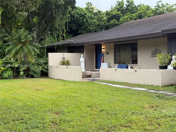 $6,500 | 18850 Southwest 197th Avenue, Miami, FL 33187