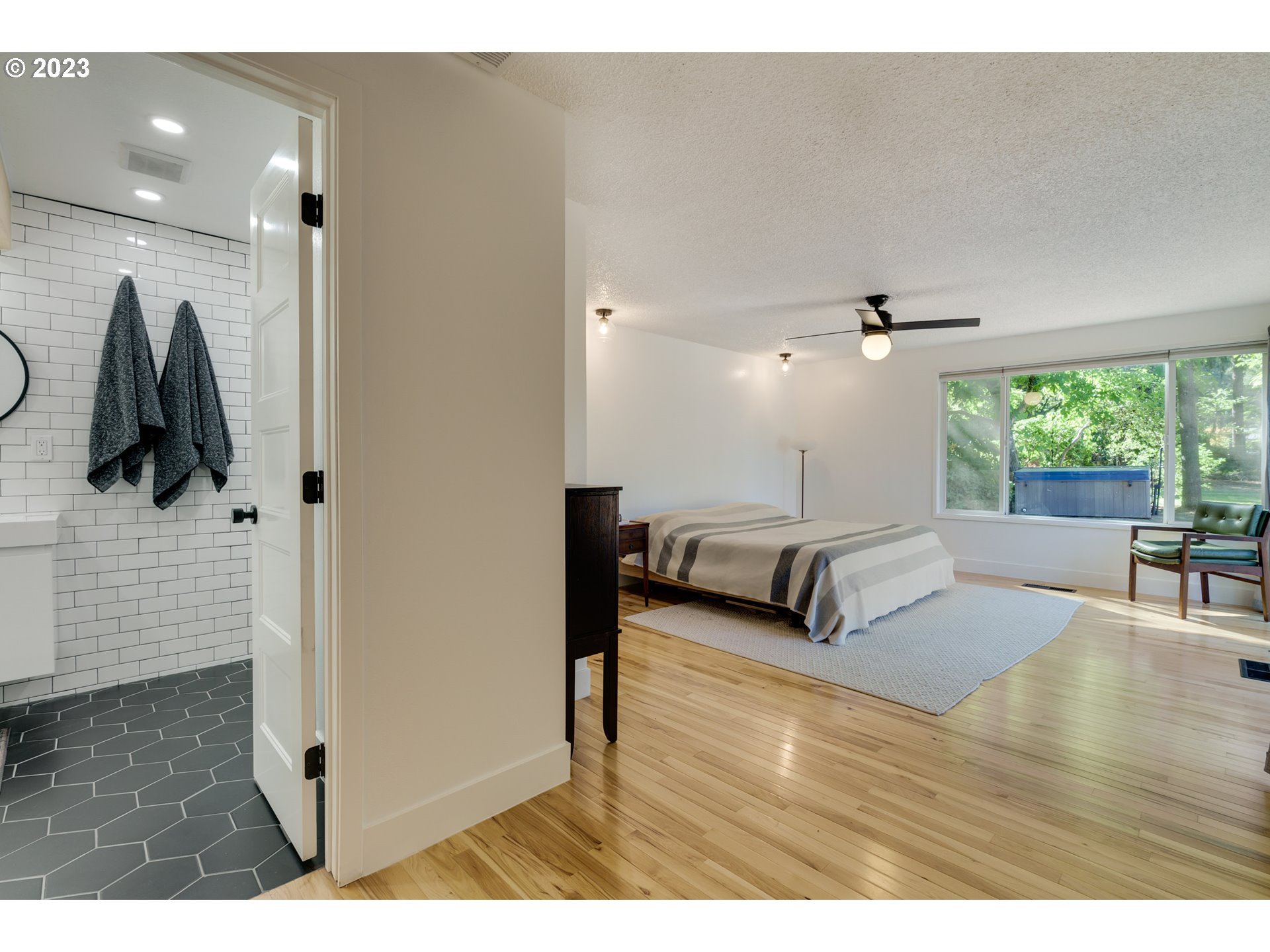 16211 Southwest Inverurie Road Lake Oswego, OR 97035 - Photo 20 of 48 Gallery Image 20