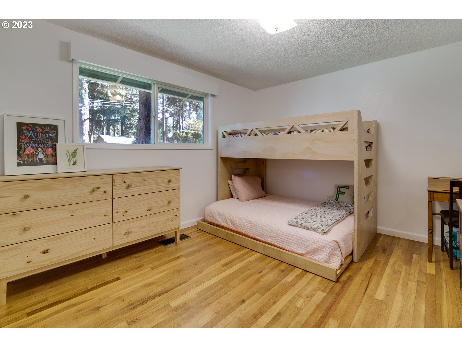 16211 Southwest Inverurie Road Lake Oswego, OR 97035 - Photo 30 of 48 Gallery Image 30