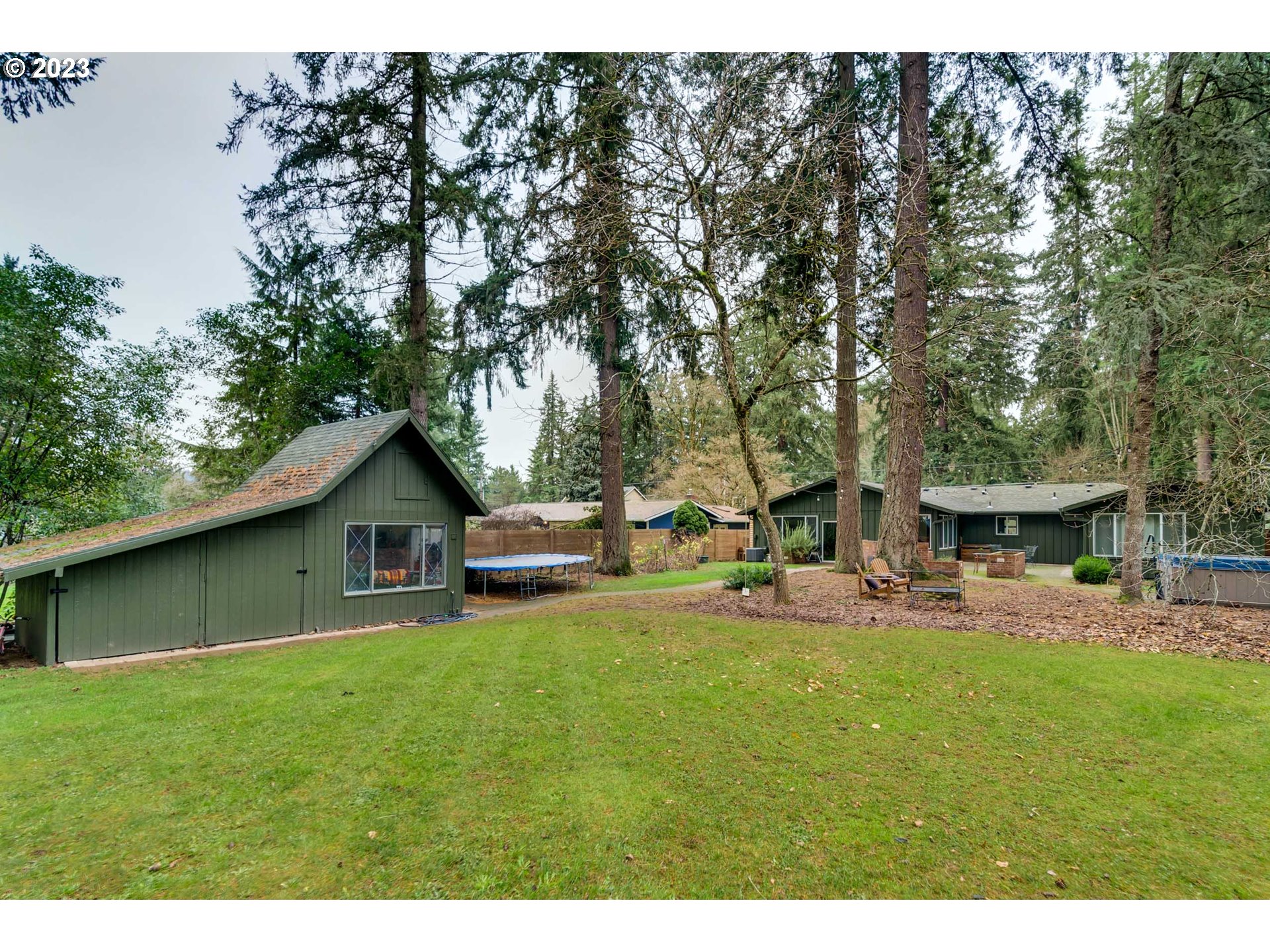 16211 Southwest Inverurie Road Lake Oswego, OR 97035 - Photo 46 of 48 Gallery Image 46