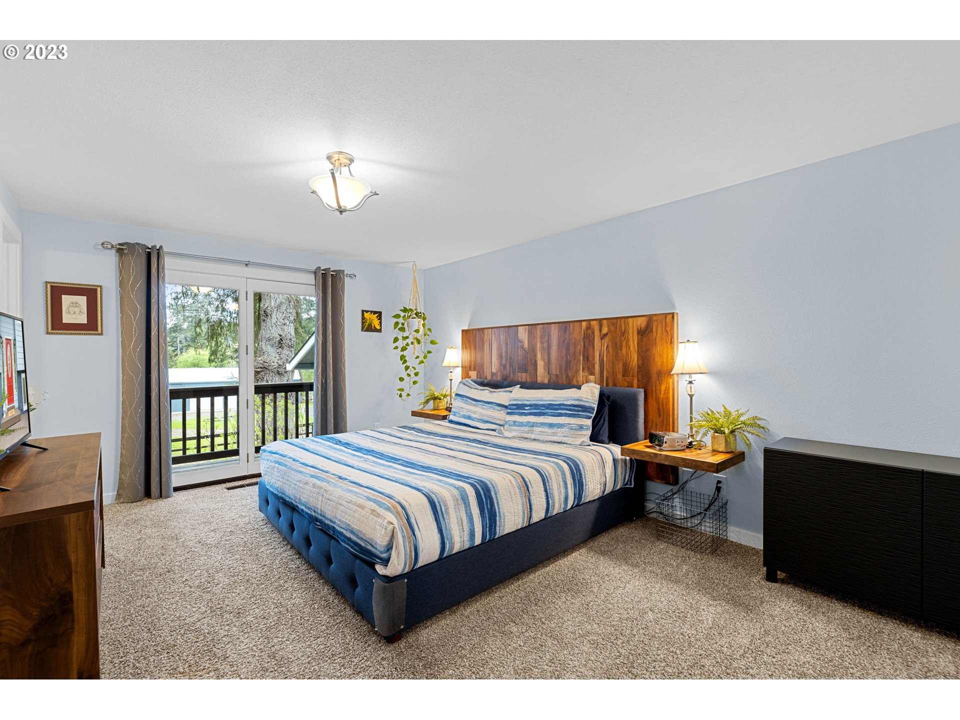 4412 Northeast 292nd Avenue Camas, WA 98607 - Photo 14 of 48 a bedroom with a bed and a window