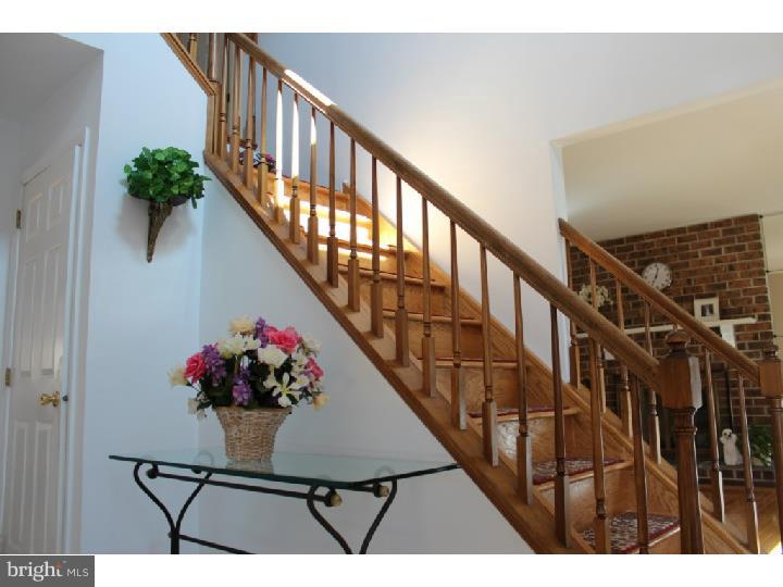 466 Ridge Lane Springfield, PA 19064 - Photo 7 of 25