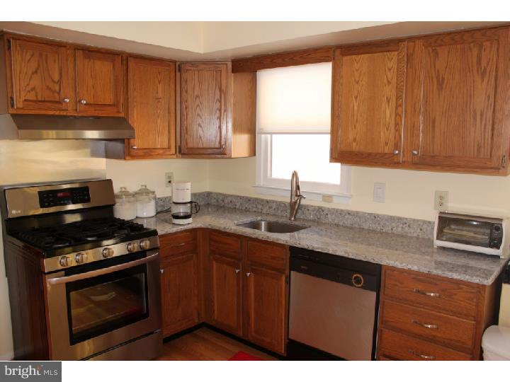 466 Ridge Lane Springfield, PA 19064 - Photo 9 of 25