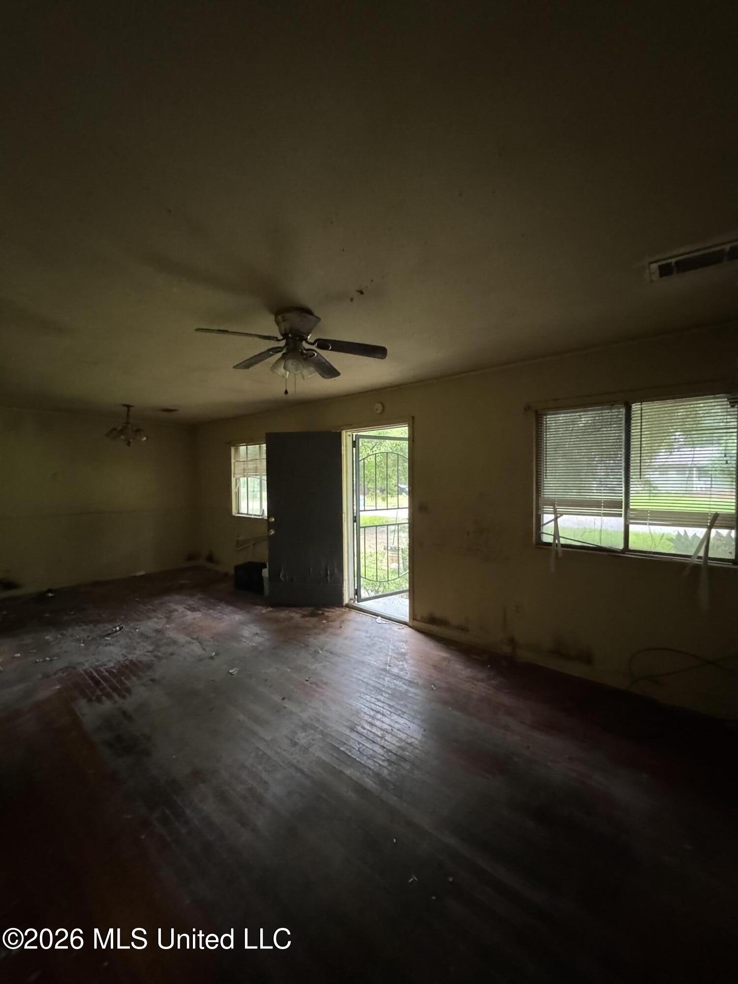 5652 Heard Street Jackson, MS 39206 - Photo 4 of 10 IMG_8625