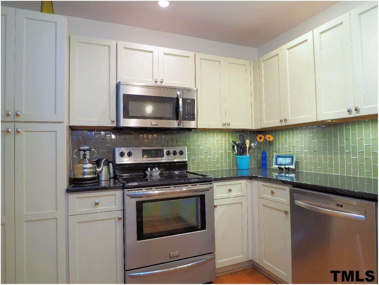 3837 Carnegie Lane Raleigh, NC 27612 - Photo 10 of 22 Gallery Image 10