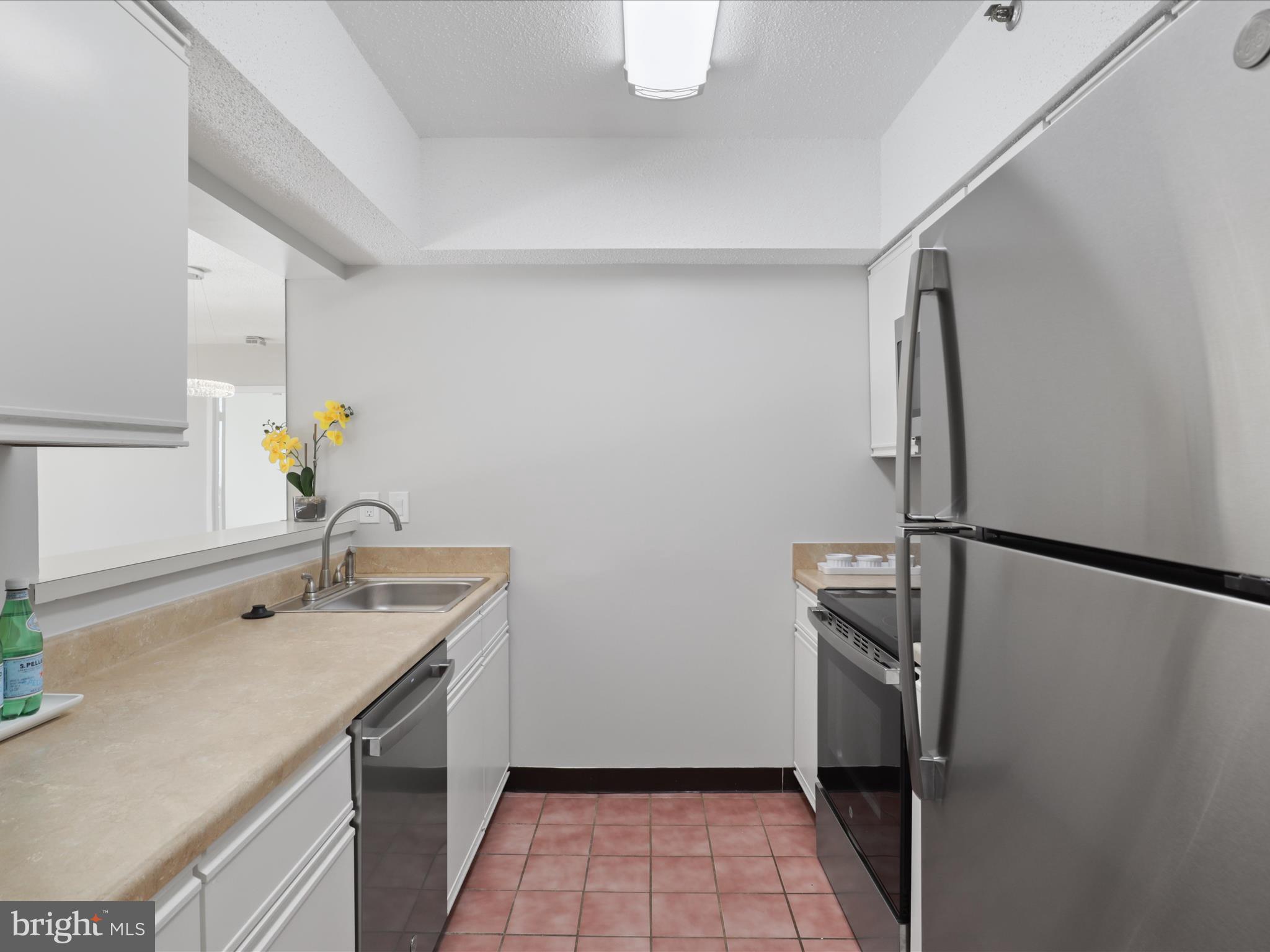 5505 Seminary Road, Unit 1818N Falls Church, VA 22041 - Photo 3 of 41 Gallery Image 3