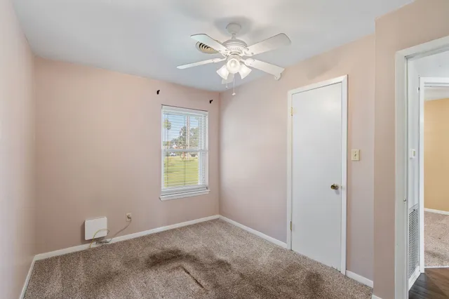 $385,000 | 167 Glade, Onalaska, TX 77360