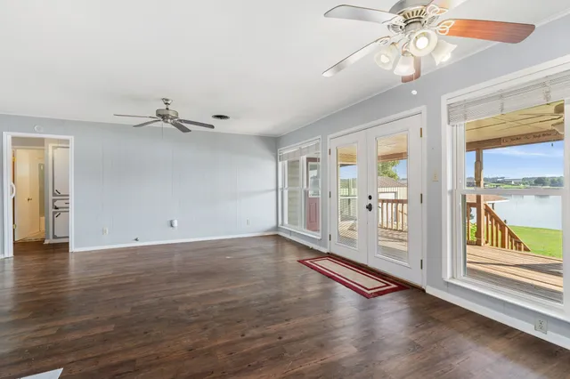 $385,000 | 167 Glade, Onalaska, TX 77360