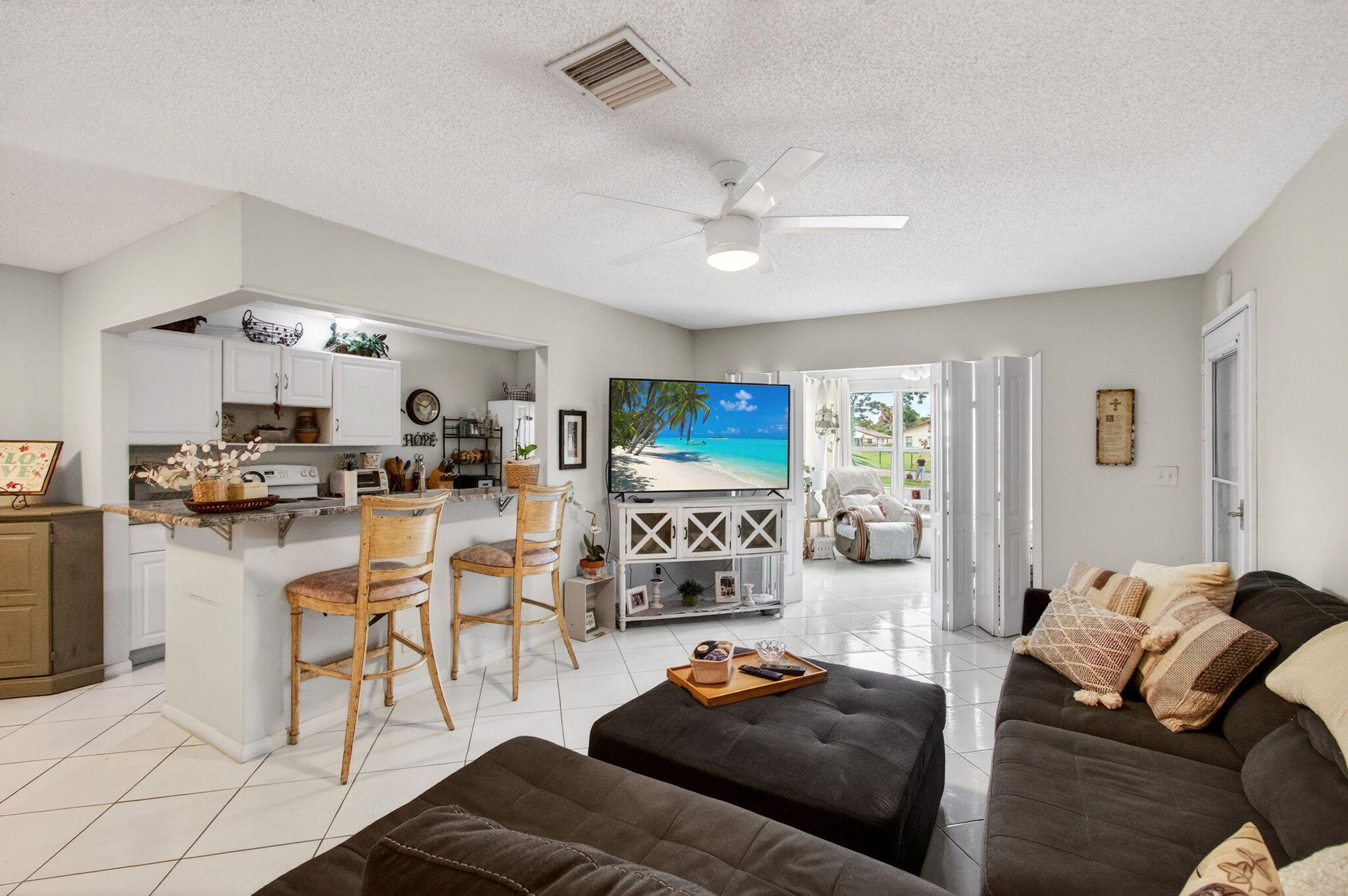 5050 Nesting Way, Unit B Delray Beach, FL 33484 - Photo 15 of 48 19-web-or-mls-DSC_0293
