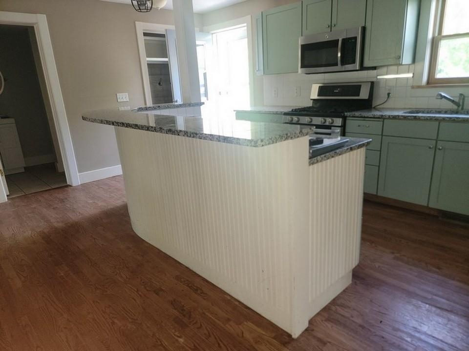 3320 North Sturgeon Road Midland, MI 48642 - Photo 4 of 27