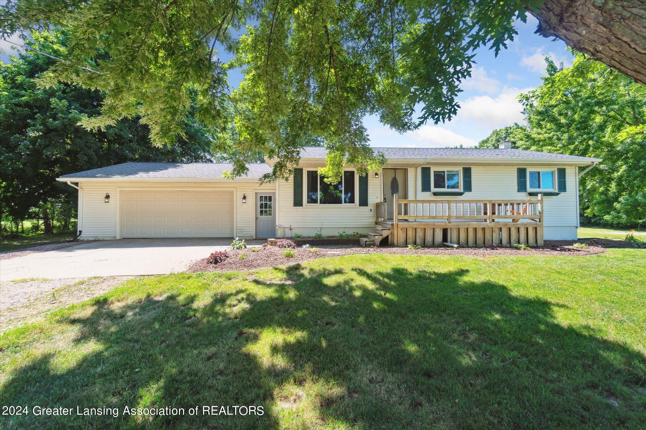 5683 North Gilson Road Elsie, MI 48831 - Photo 1 of 51 Exterior Front