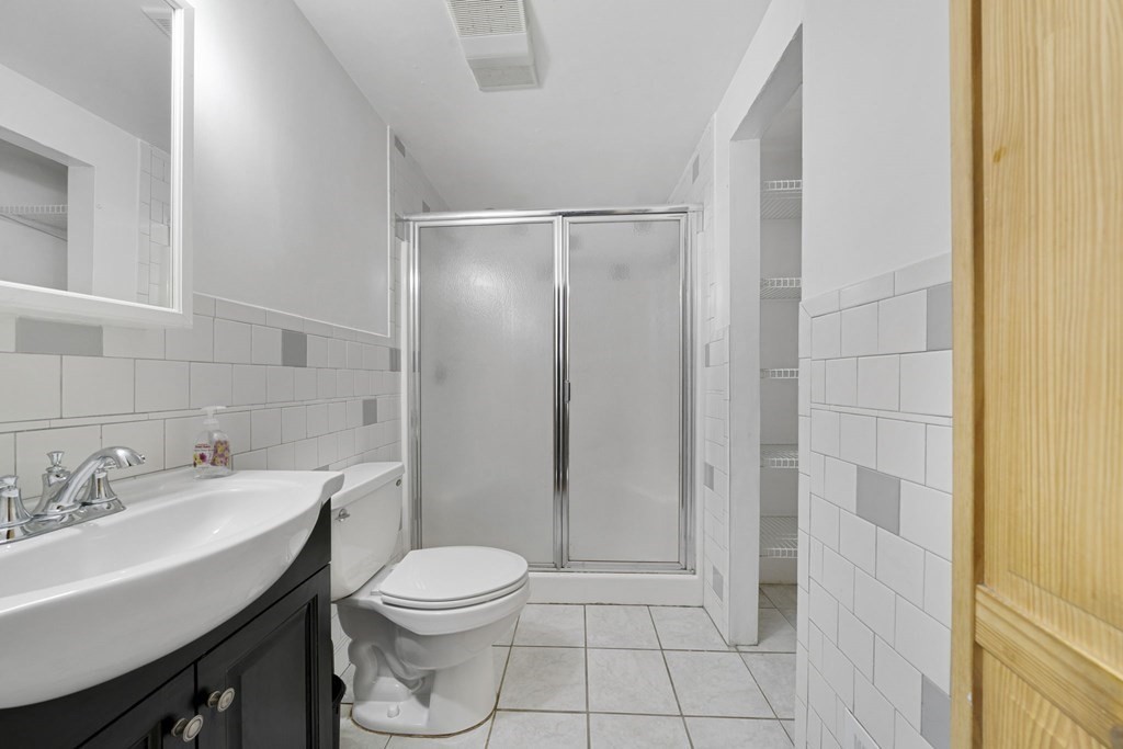 13 Elmtree Road Billerica, MA 01821 - Photo 13 of 36