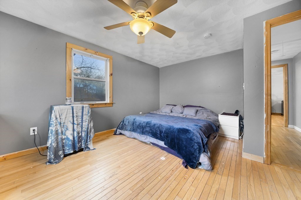 13 Elmtree Road Billerica, MA 01821 - Photo 17 of 36