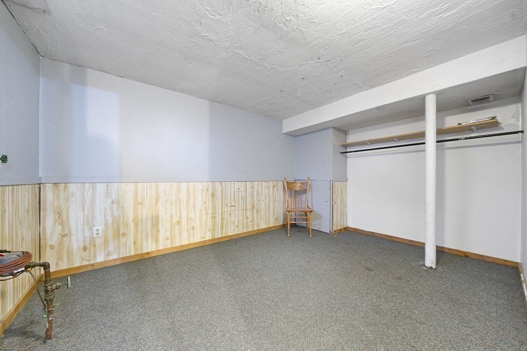 13 Elmtree Road Billerica, MA 01821 - Photo 18 of 36