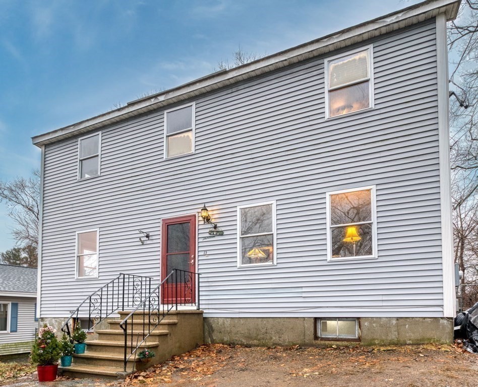 13 Elmtree Road Billerica, MA 01821 - Photo 2 of 36