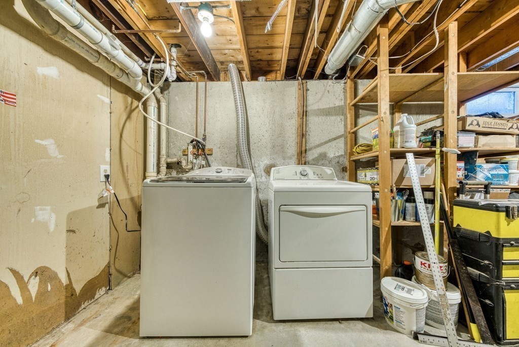 13 Elmtree Road Billerica, MA 01821 - Photo 22 of 36