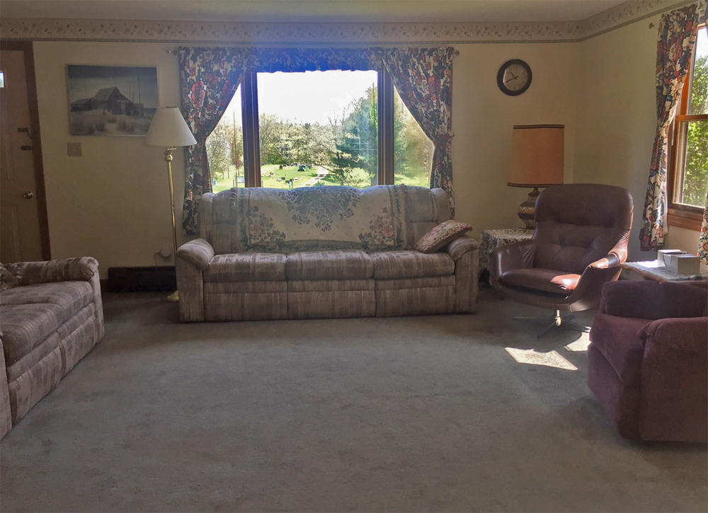 70 Kimball Road Bridgton, ME 04009 - Photo 11 of 49 Livingrm2