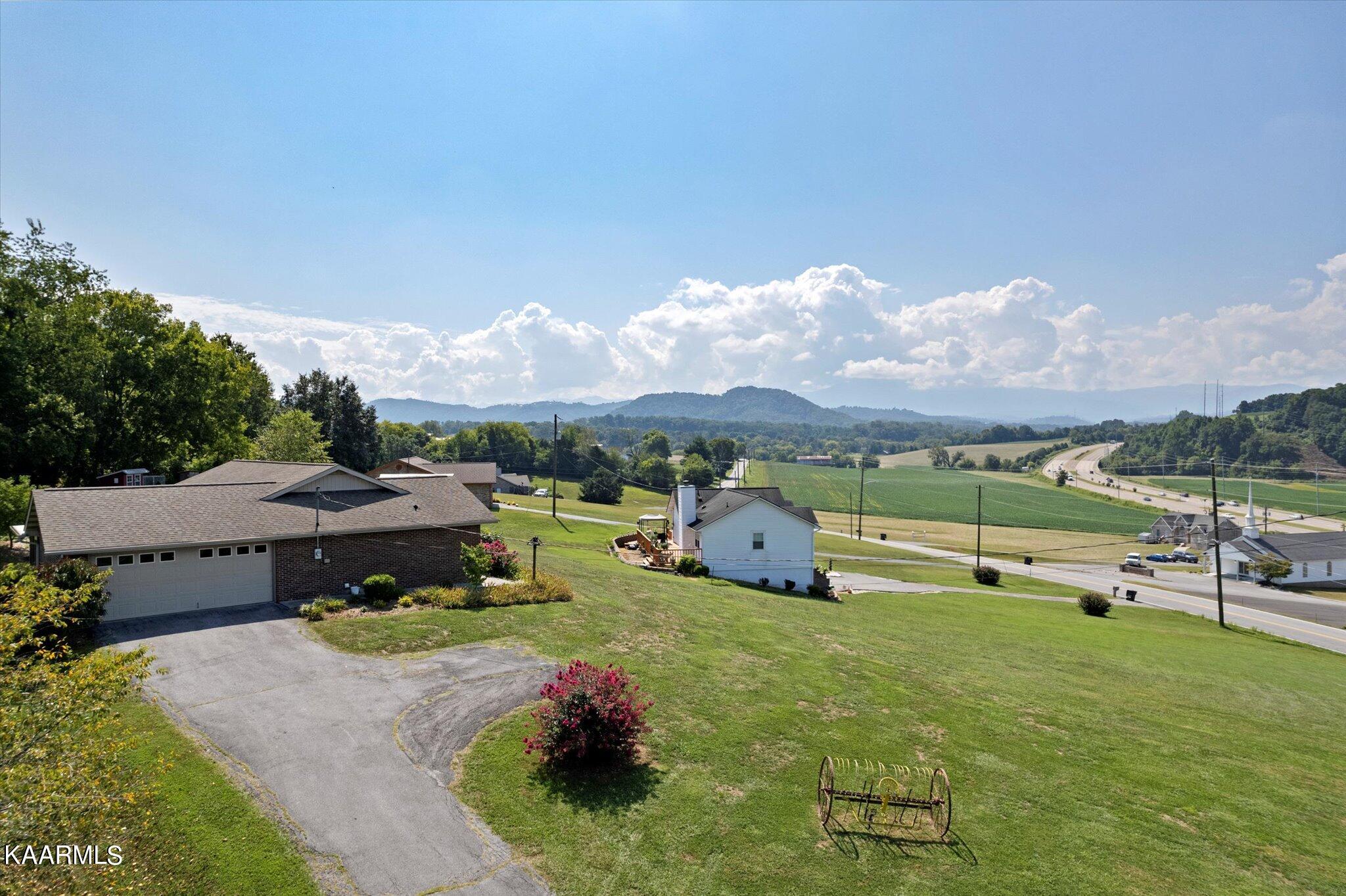 1384 Middle Creek Road Sevierville, TN 37862 - Photo 21 of 37 09-DJI_0003