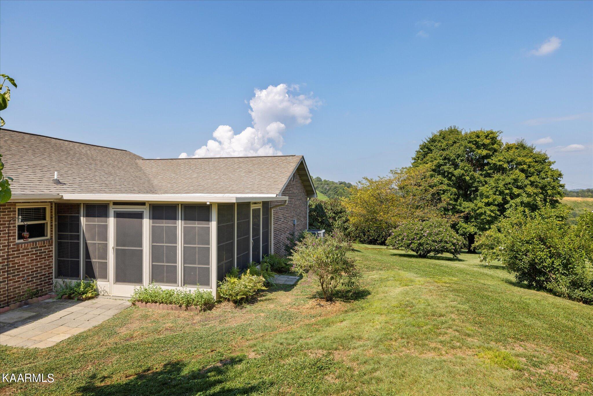 1384 Middle Creek Road Sevierville, TN 37862 - Photo 26 of 37 08-IMG_0153