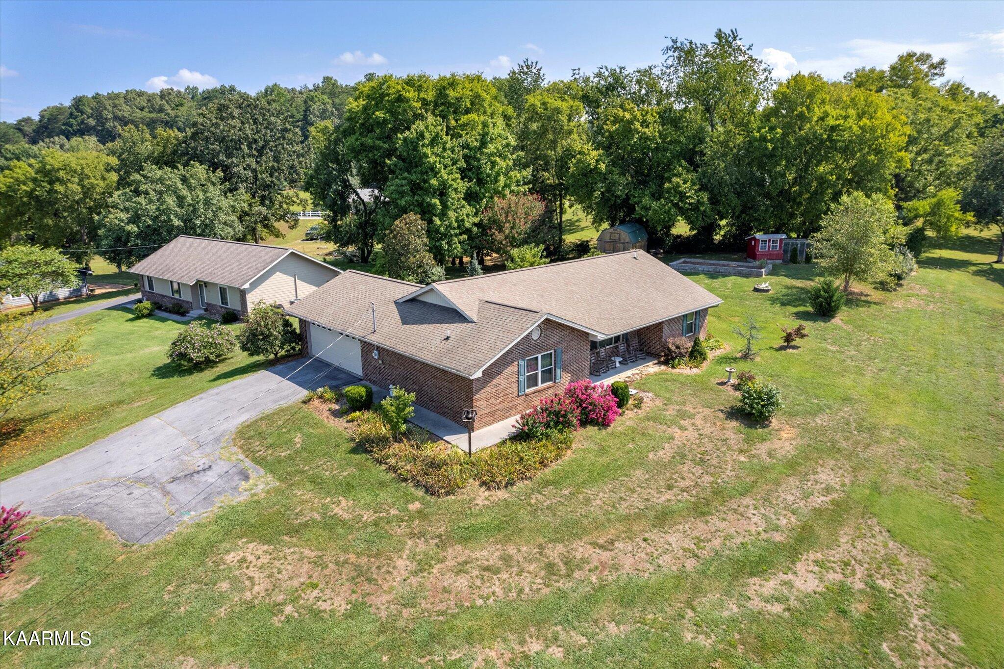 1384 Middle Creek Road Sevierville, TN 37862 - Photo 29 of 37 10-DJI_0006