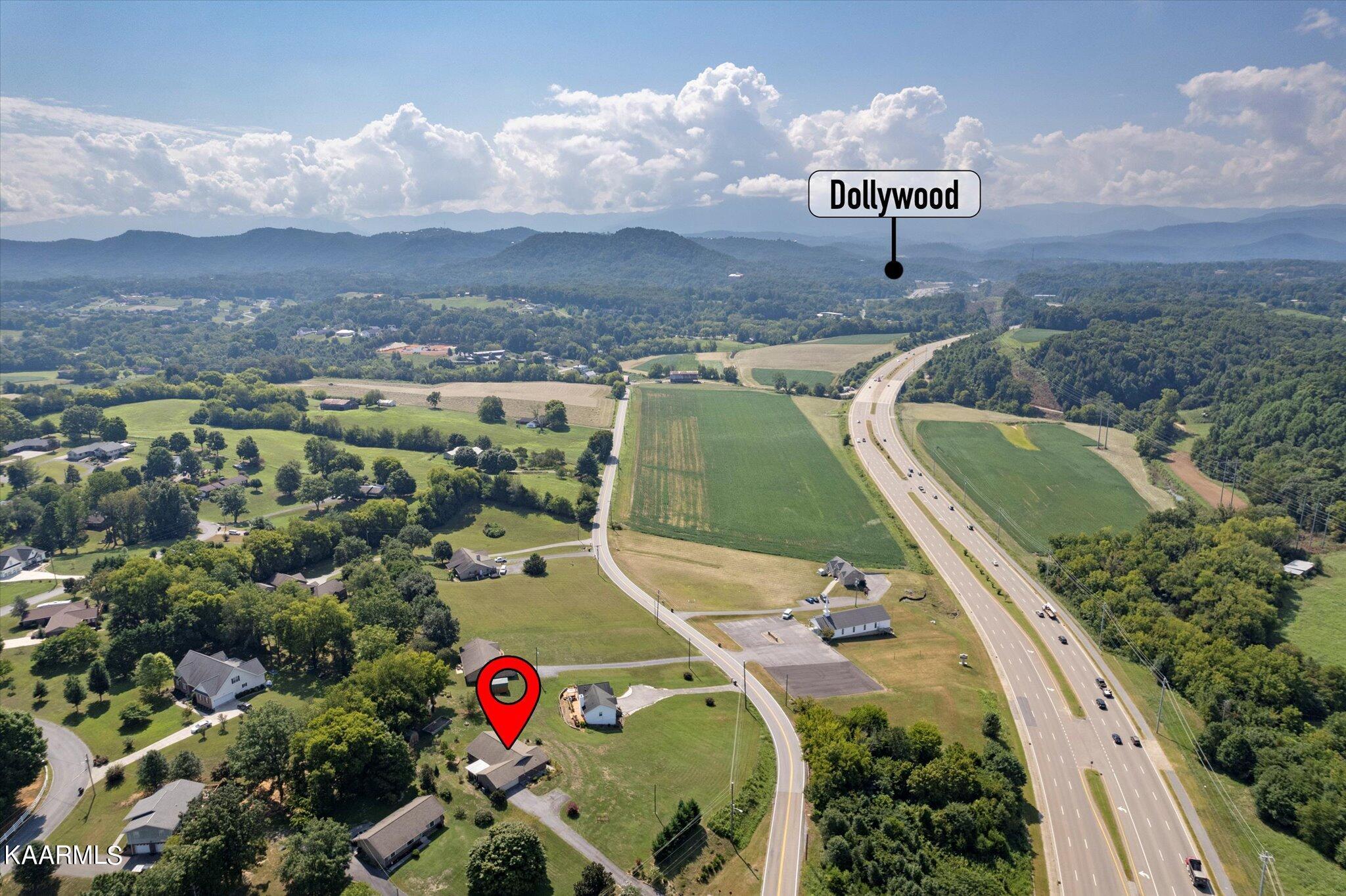 1384 Middle Creek Road Sevierville, TN 37862 - Photo 30 of 37 11-DJI_0015
