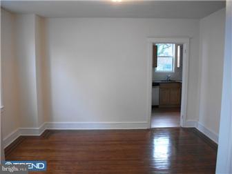 518 Laurel Road Yeadon, PA 19050 - Photo 6 of 12 Dining Room
