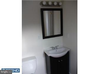 518 Laurel Road Yeadon, PA 19050 - Photo 7 of 12 Bathroom