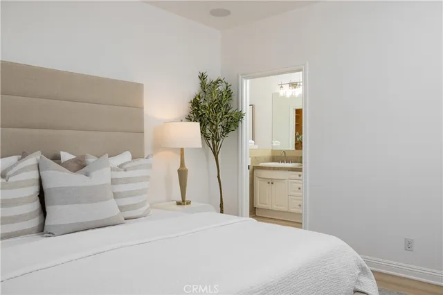 $2,495,000 | 2545 Bungalow Place, Corona del Mar, CA 92625