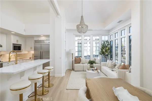 $2,375,000 | 2545 Bungalow Place, Corona del Mar, CA 92625