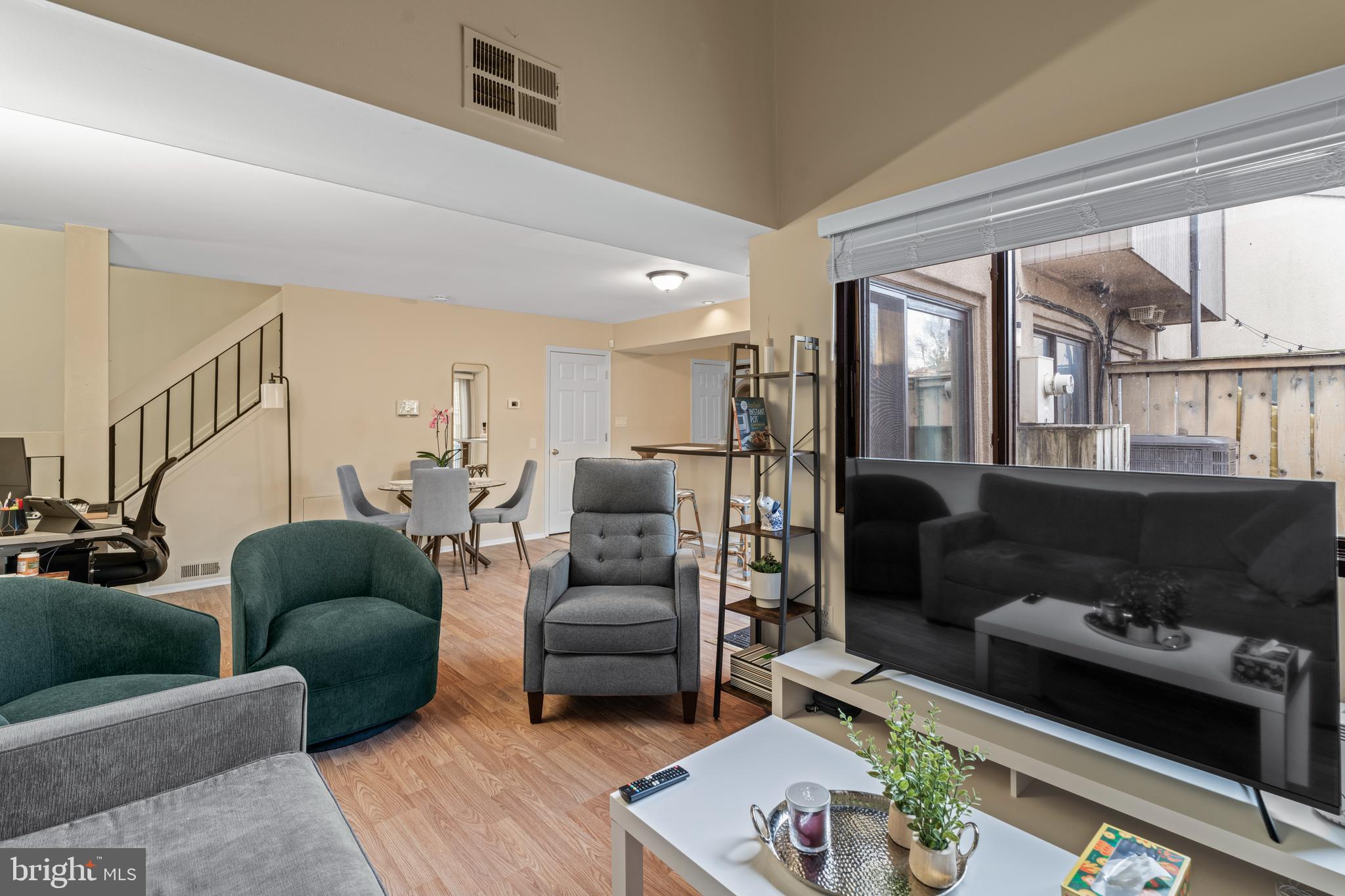 11244 Powder Run, Unit B Columbia, MD 21044 - Photo 12 of 43 Gallery Image 12