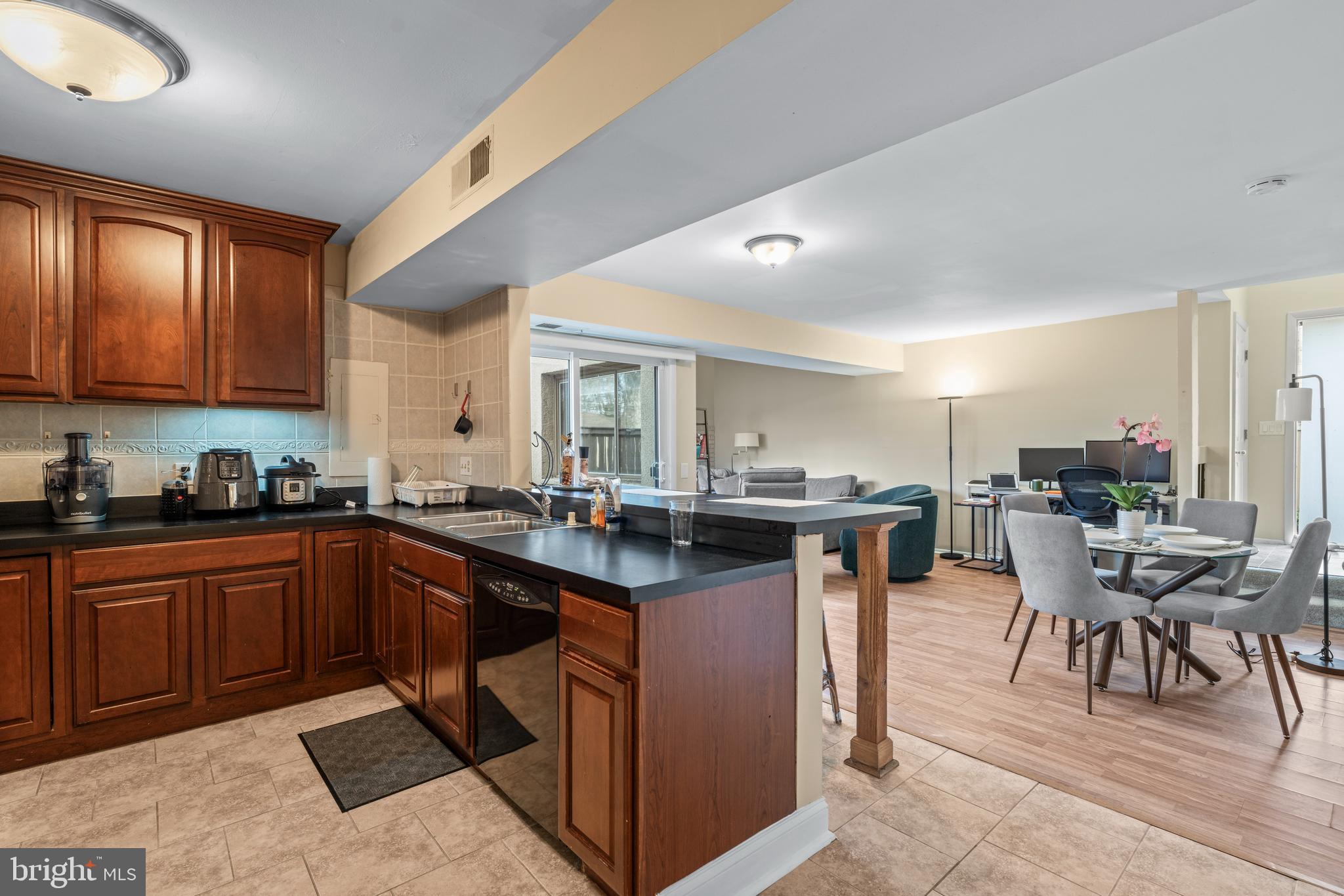 11244 Powder Run, Unit B Columbia, MD 21044 - Photo 17 of 43 Gallery Image 17