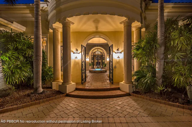 $14,950,000 | 19223 North Riverside Drive, Tequesta, FL 33469