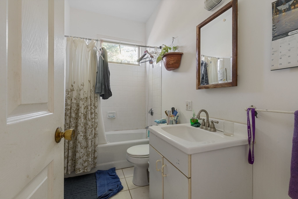 26 Jay Street Cambridge, MA 02139 - Photo 16 of 32