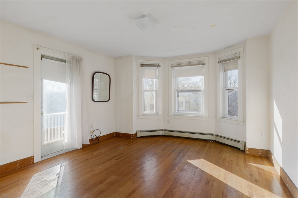 26 Jay Street Cambridge, MA 02139 - Photo 19 of 32