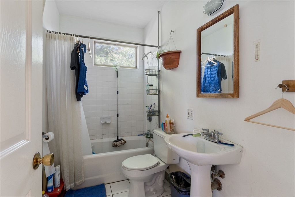 26 Jay Street Cambridge, MA 02139 - Photo 23 of 32