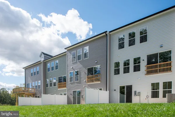 $649,000 | 350 Evermore Lane, Stafford, VA 22554