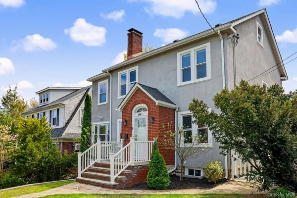 $1,200,000 | 148 Locust Avenue, Scarsdale, NY 10583