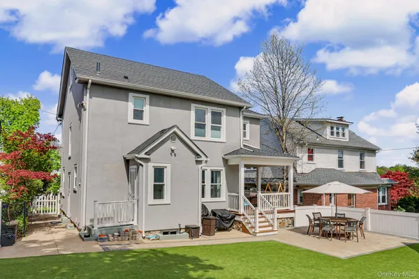 $1,200,000 | 148 Locust Avenue, Scarsdale, NY 10583