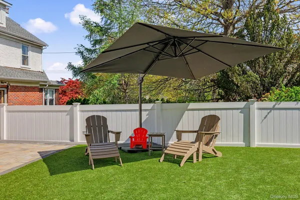 $1,200,000 | 148 Locust Avenue, Scarsdale, NY 10583