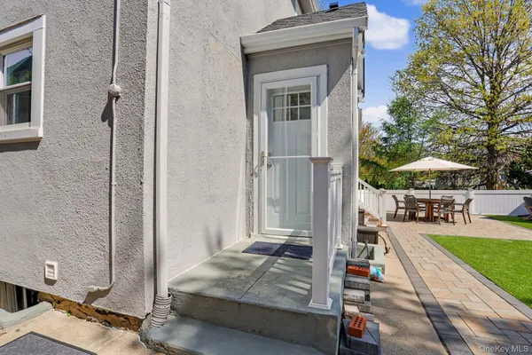 $1,200,000 | 148 Locust Avenue, Scarsdale, NY 10583