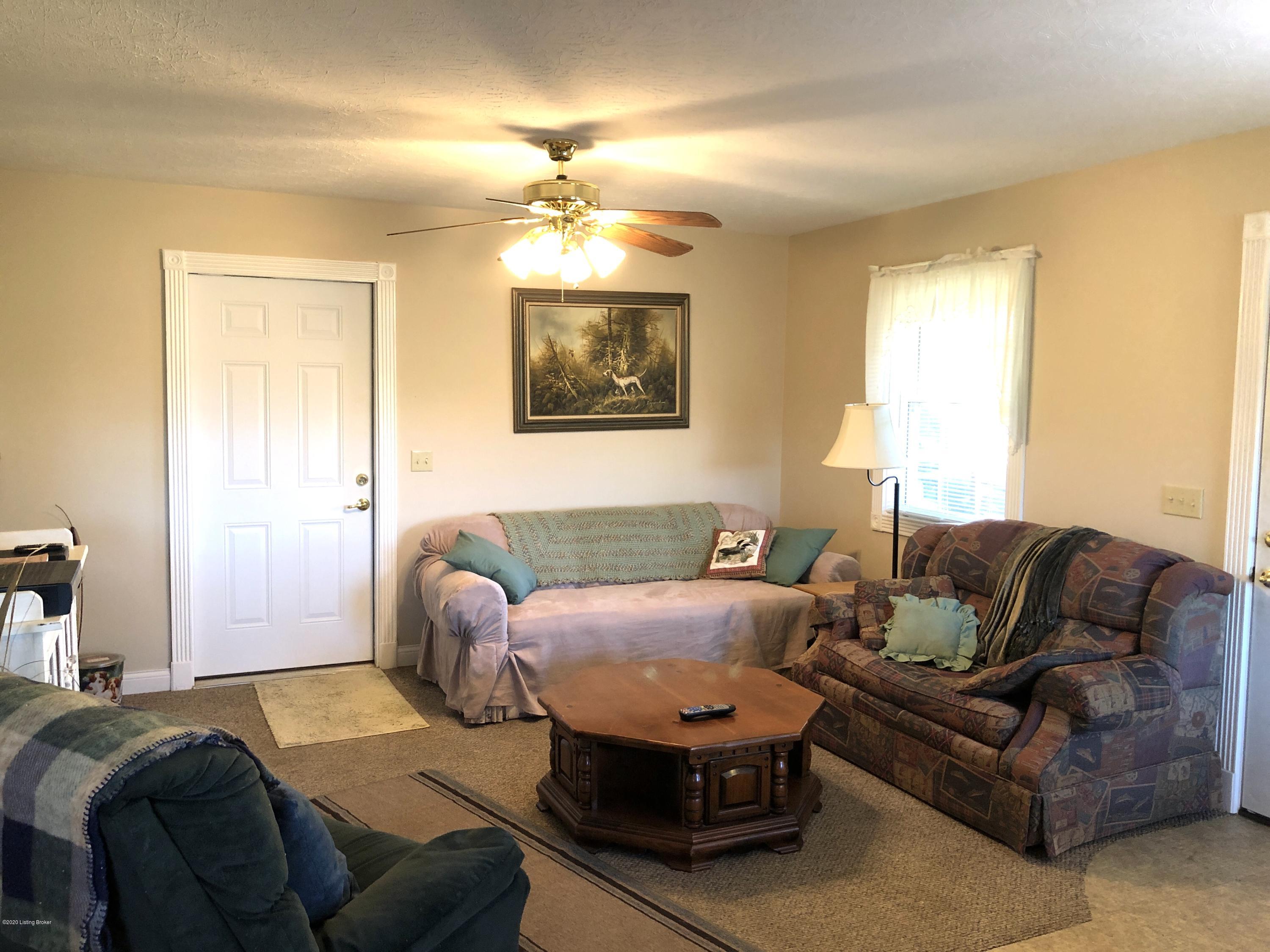 243 Old Peth Road Caneyville, KY 42721 - Photo 62 of 72 Man Cave