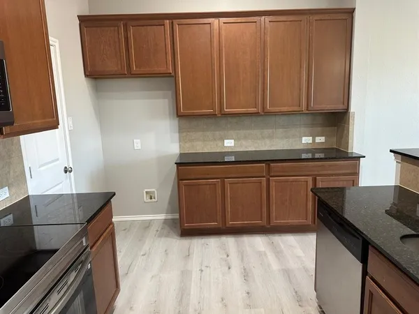 $2,499 | 6412 Eagle Nest Drive, Garland, TX 75044