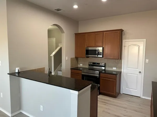 $2,499 | 6412 Eagle Nest Drive, Garland, TX 75044