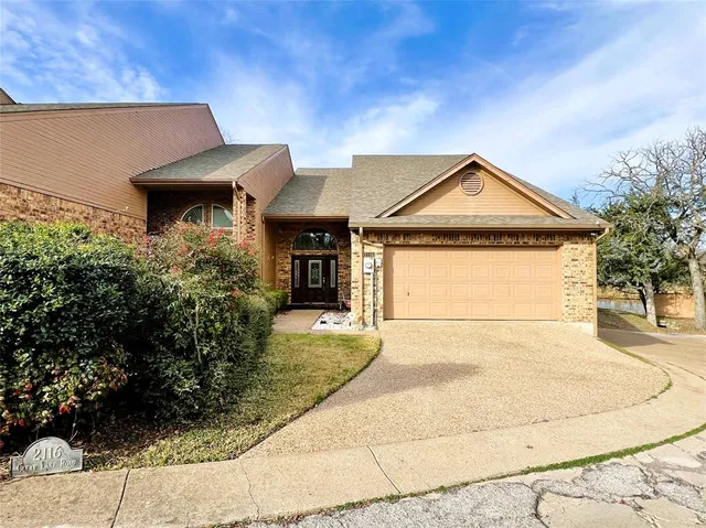 $2,895 | 2116 Clear Lake Road, Weatherford, TX 76087