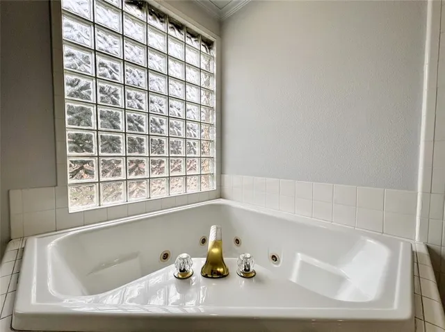 $2,895 | 2116 Clear Lake Road, Weatherford, TX 76087