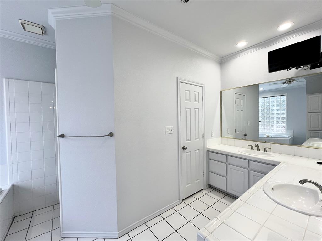 2116 Clear Lake Road Weatherford, TX 76087 - Photo 13 of 36