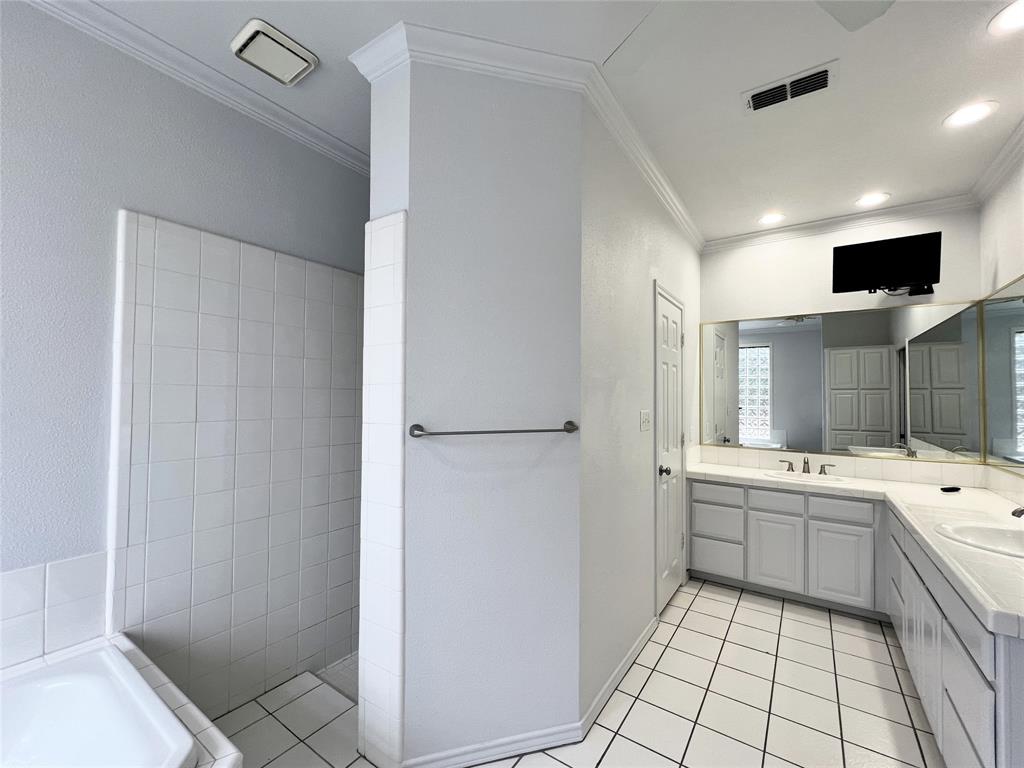 2116 Clear Lake Road Weatherford, TX 76087 - Photo 15 of 36