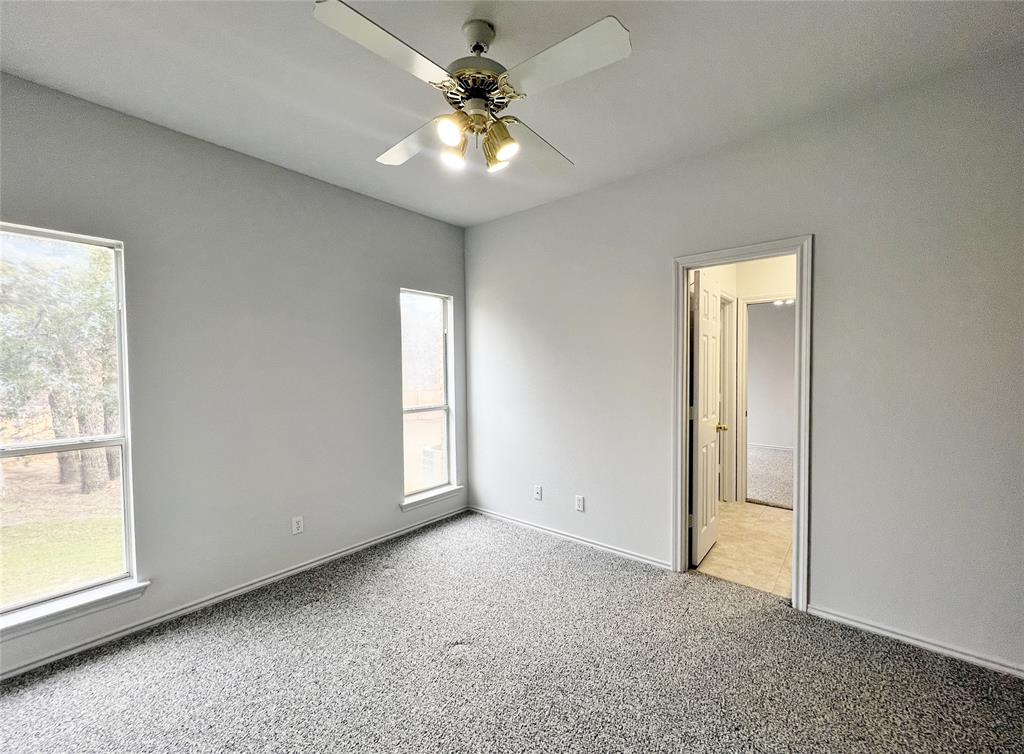 2116 Clear Lake Road Weatherford, TX 76087 - Photo 20 of 36