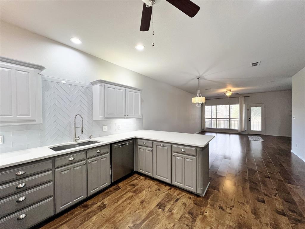 2116 Clear Lake Road Weatherford, TX 76087 - Photo 8 of 36